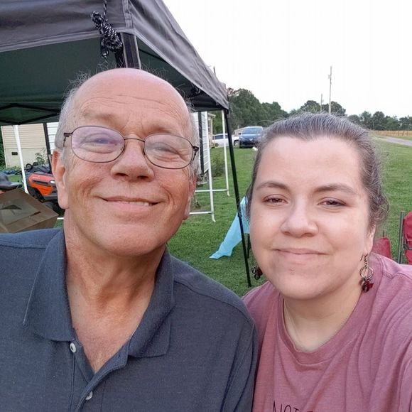 Meet your Posher, Lori - Picture 4 of 7